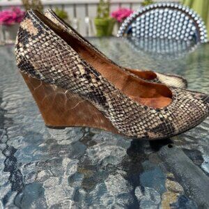 Clark's Indigo Snakeskin Print Wooden Wedge Pumps - 8M